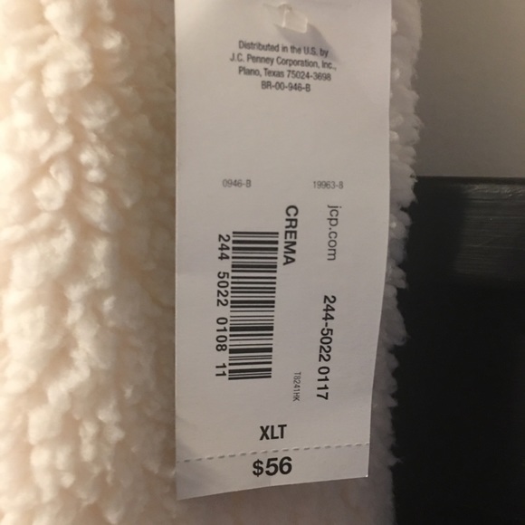 Sherpa look shark bite knit cream vest NEW - Picture 5 of 6